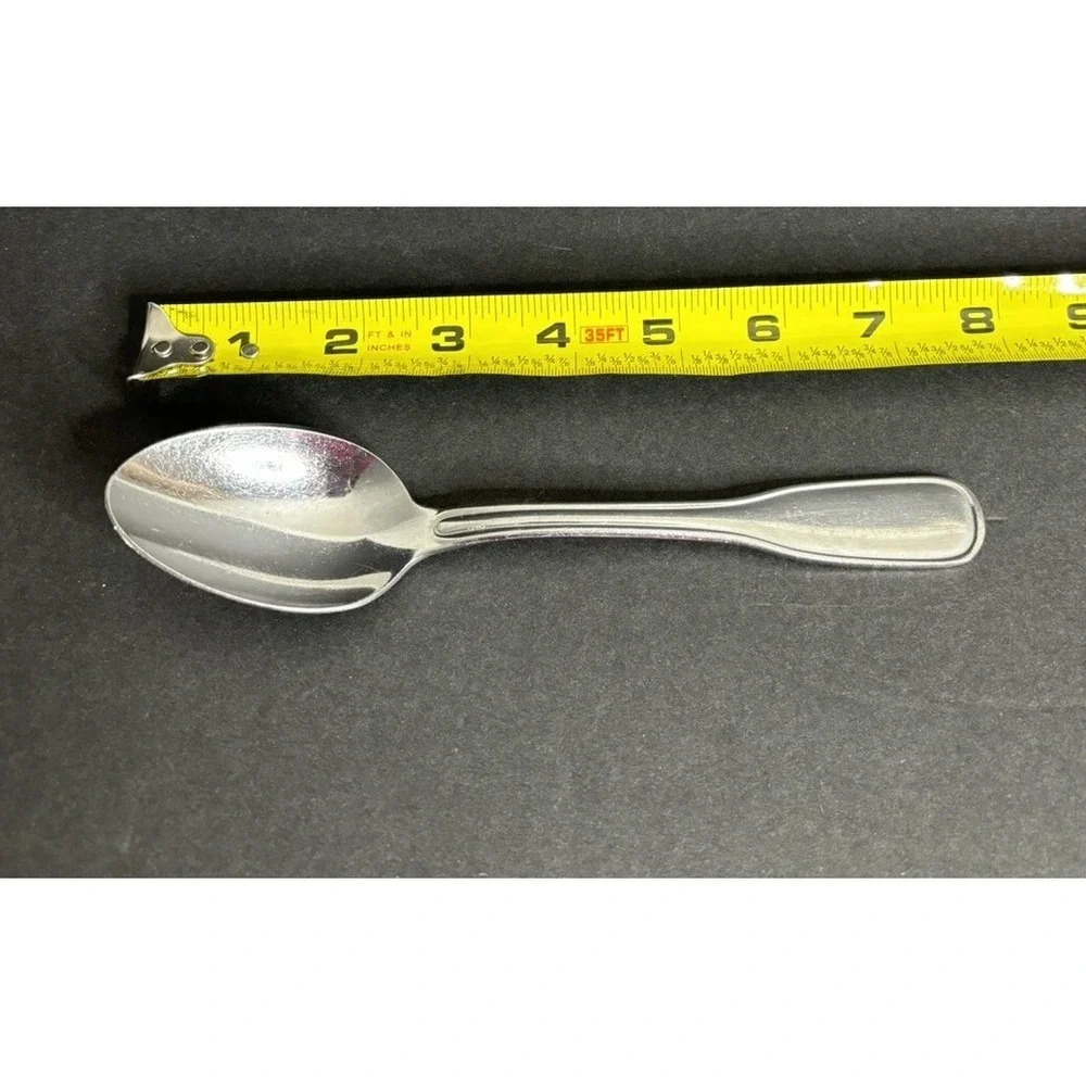 2 Oneida Stanford Place Oval Soup Spoons Stainless Flatware Minimalist 7 1/2